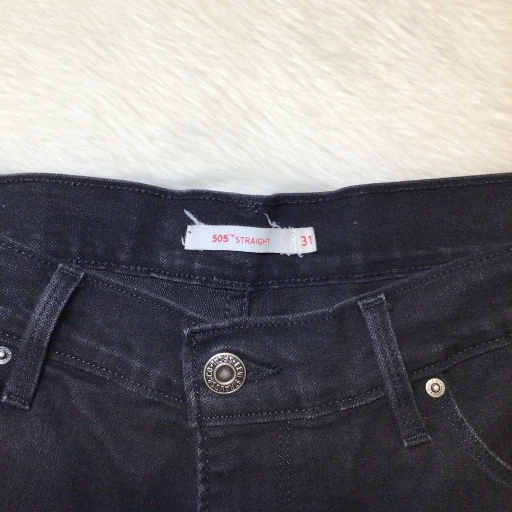 Levi's 505 straight leg black jeans with‎ stretch womens size 31